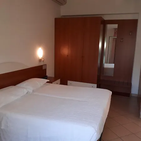 Ξενοδοχείο Ciclamino 3*