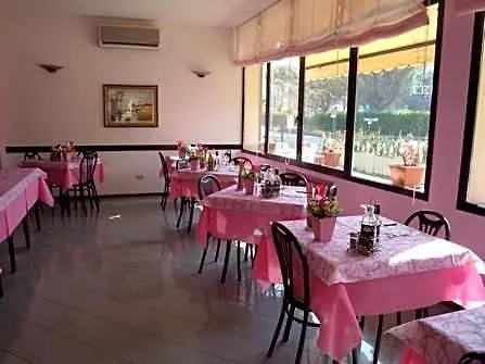 Ciclamino 3*