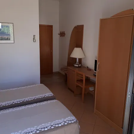 Ciclamino 3*