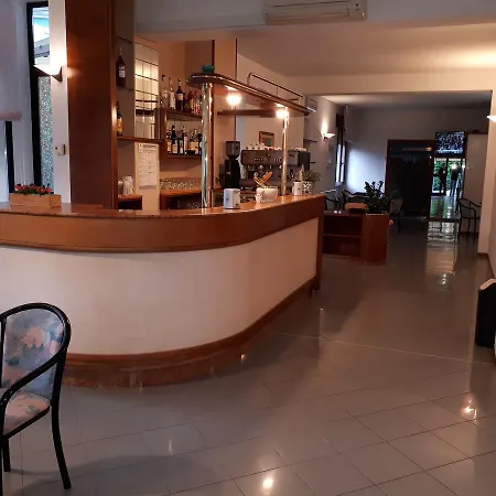 Ciclamino ホテル リオーロ・テルメ